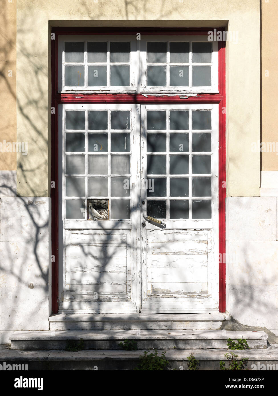 Lisbonne, Portugal, la porte d'un immeuble à Jardim Botanico Banque D'Images