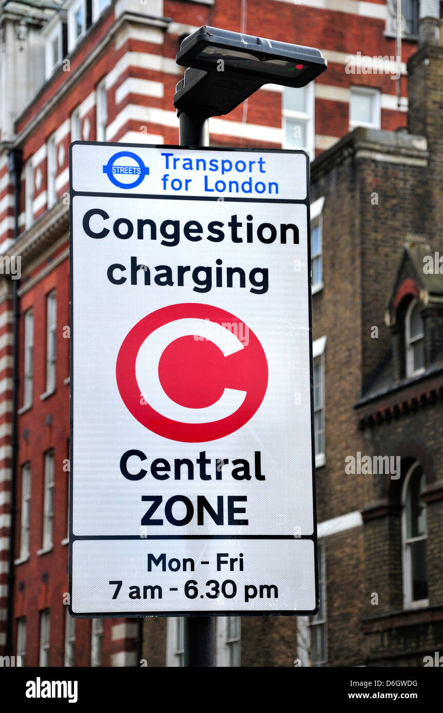 Londres, Angleterre, Royaume-Uni. En signe de la congestion charge zone centrale Banque D'Images