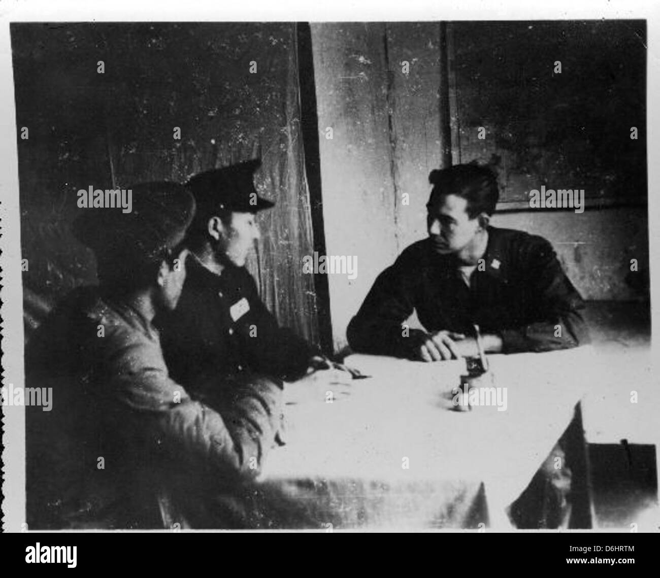 Harold Fischer, connu sous le nom d'as de tigre de papier pendant la guerre de Corée, est devenu célèbre pour ses compétences en combat aérien. Ses contributions à l'aviation militaire pendant la guerre de Corée font partie de l'histoire de l'aviation. Banque D'Images