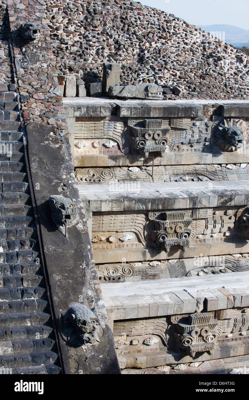 Escalier sur une pyramide à Teotihuacán, Valle de Mexico, Mexique, Amérique du Nord Banque D'Images