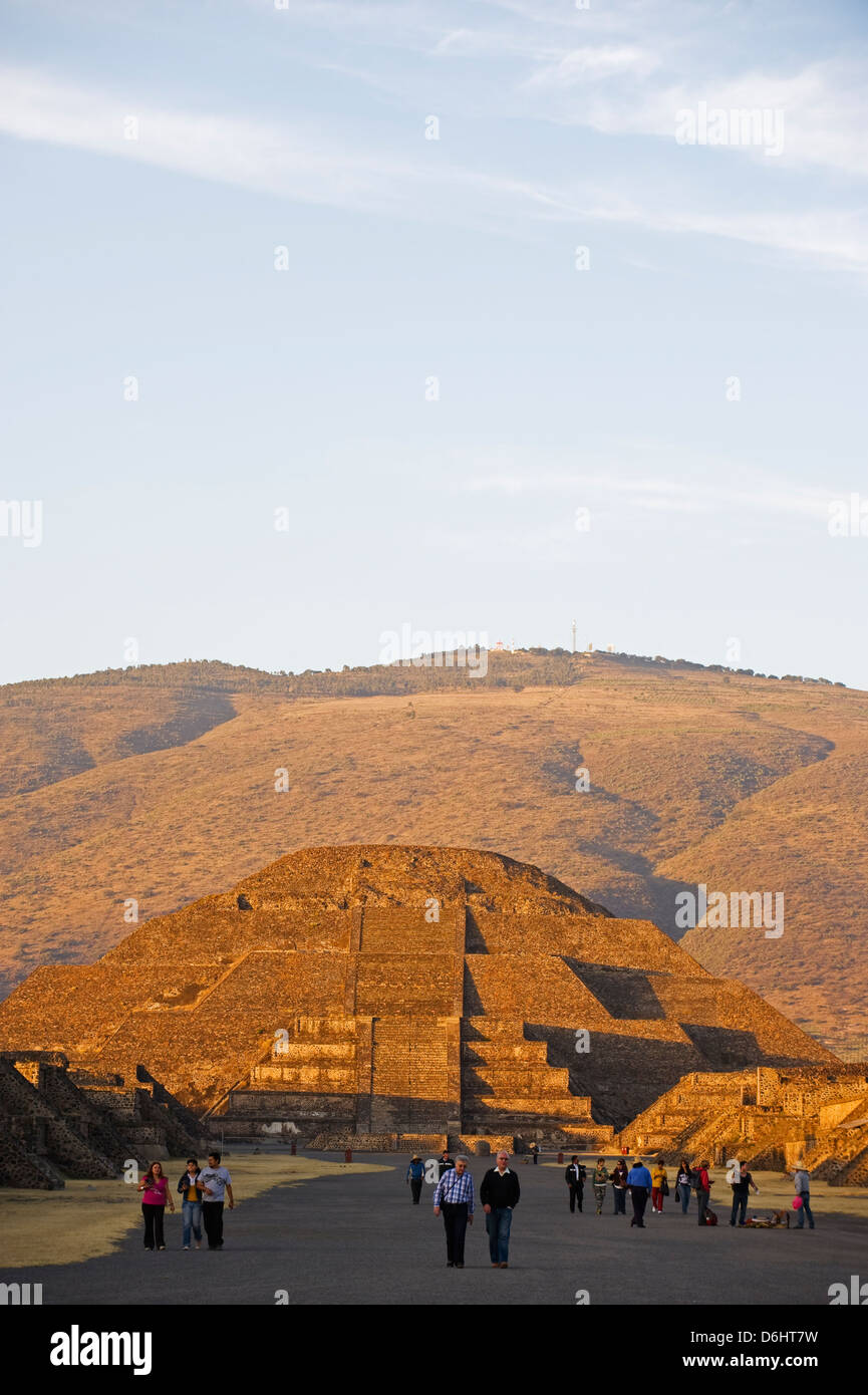 Pyramide de la lune à Teotihuacán, Valle de Mexico, Mexique, Amérique du Nord Banque D'Images