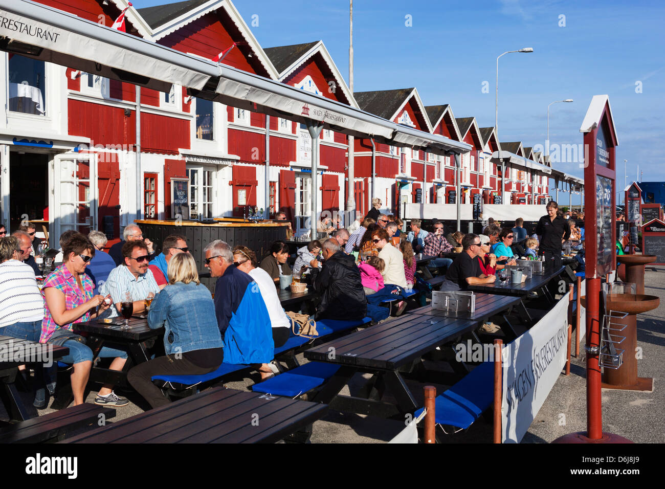 Restaurants de fruits de mer d'Harbourside, Skagen, Jutland, Danemark, Scandinavie, Europe Banque D'Images