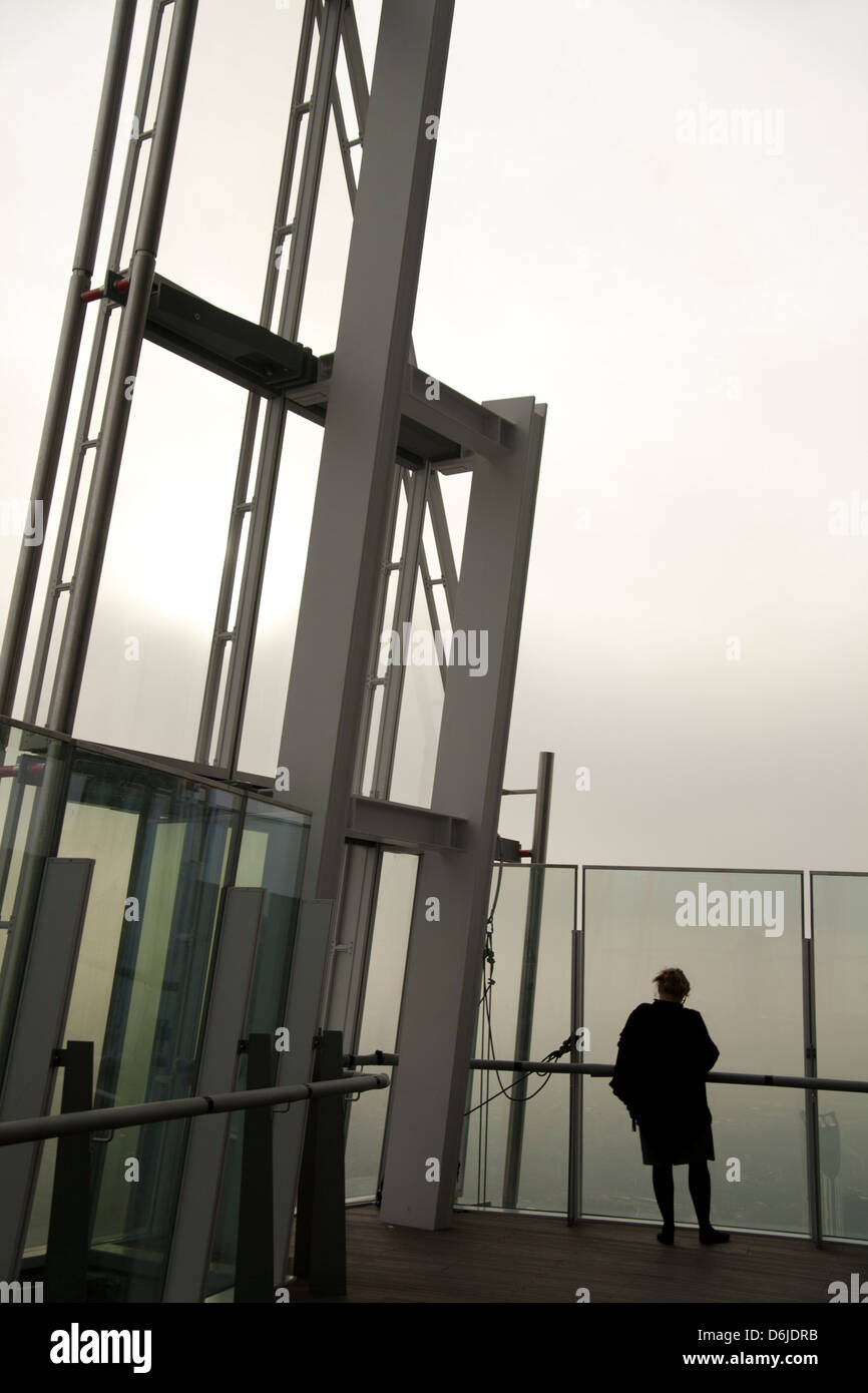 Galerie vue sur la 72e étage de l'Écharde de London Bridge, Londres, Angleterre, Royaume-Uni, Europe Banque D'Images