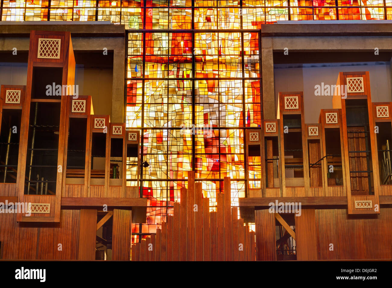 Vitraux dans l'église Saint Michel du Havre, Le Havre, Normandie, France, Europe Banque D'Images