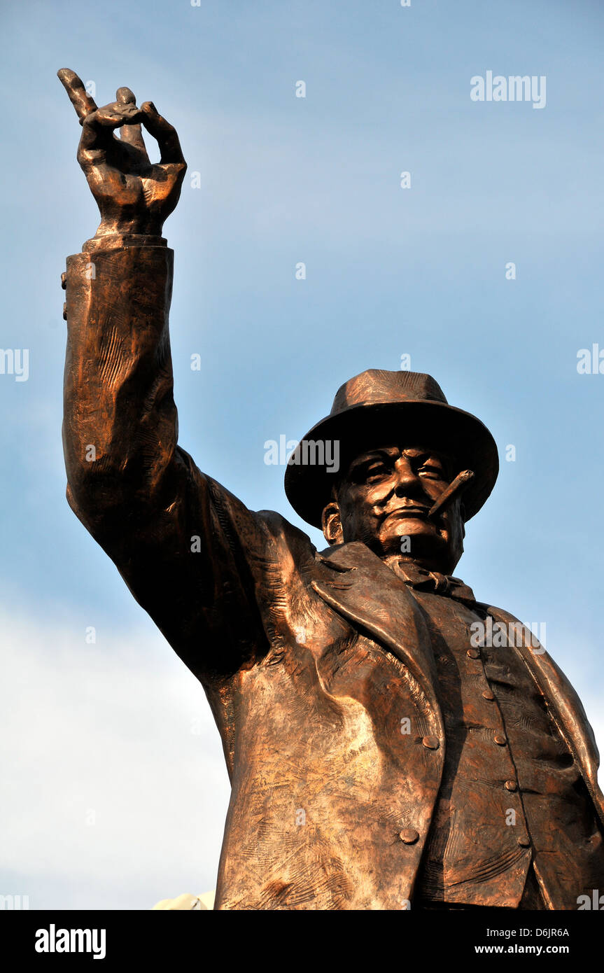 Sir Wiston Churchill statue Parkview square Singapour Banque D'Images