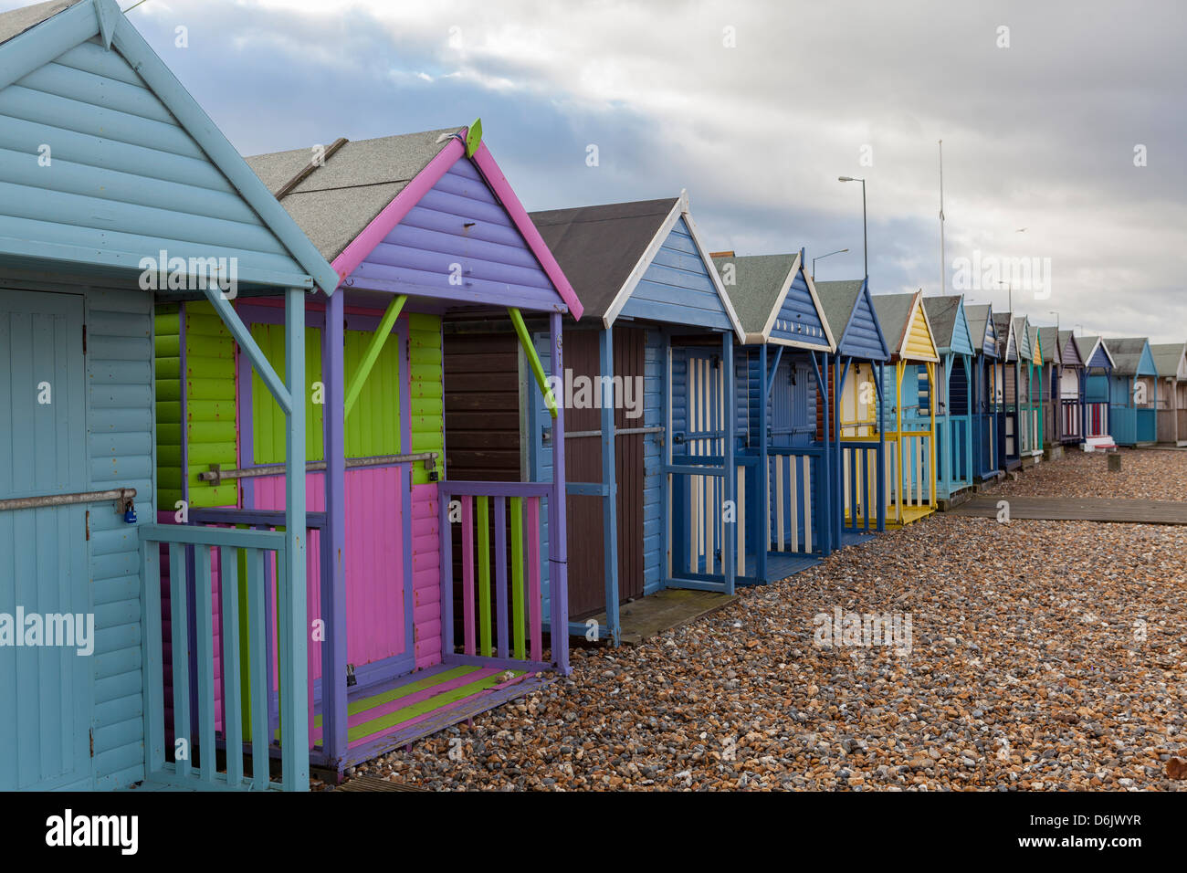 Cabines de plage à Herne Bay, Kent, Angleterre, Royaume-Uni, Europe Banque D'Images