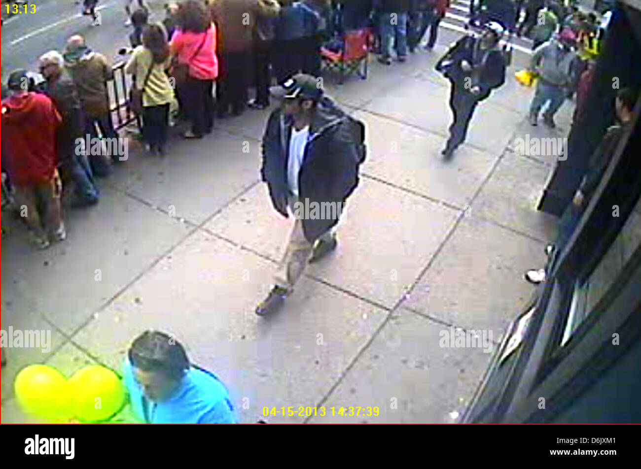Boston, USA. 19 avril 2013. Boston bomb suspects des images tirées d'images de vidéosurveillance. Photo:FBI Banque D'Images