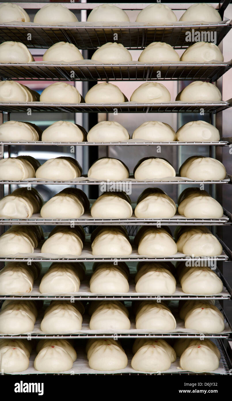 De rack traditionnels fraîchement préparés vapeur chinois, Taipei, Taiwan Banque D'Images