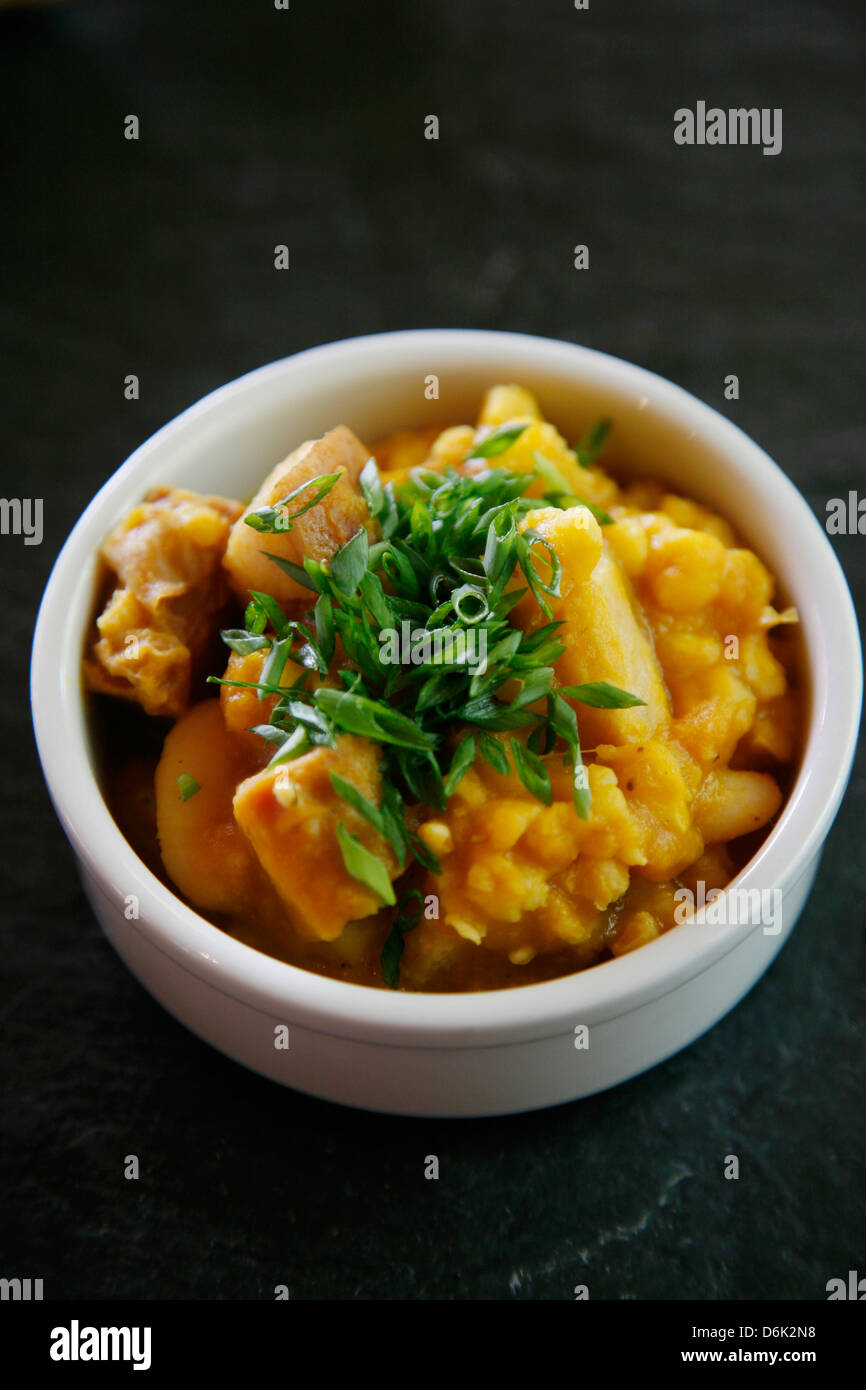 Locro, une cuisine traditionnelle de la province de Jujuy, au nord-ouest, l'Argentine, l'Amérique du Sud Banque D'Images