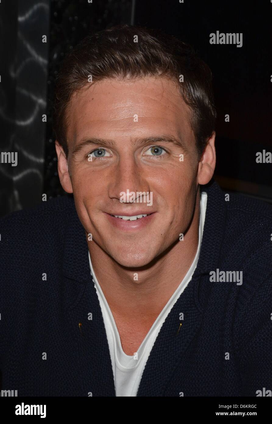 New York, USA. 19 avril, 2013. Ryan Lochte lors d'une apparition publique pour Ryan Lochte Rencontrez et Saluez, NBC Experience Store, New York, NY Le 19 avril 2013. Photo par : Derek Storm/Everett Collection/Alamy Live News Banque D'Images