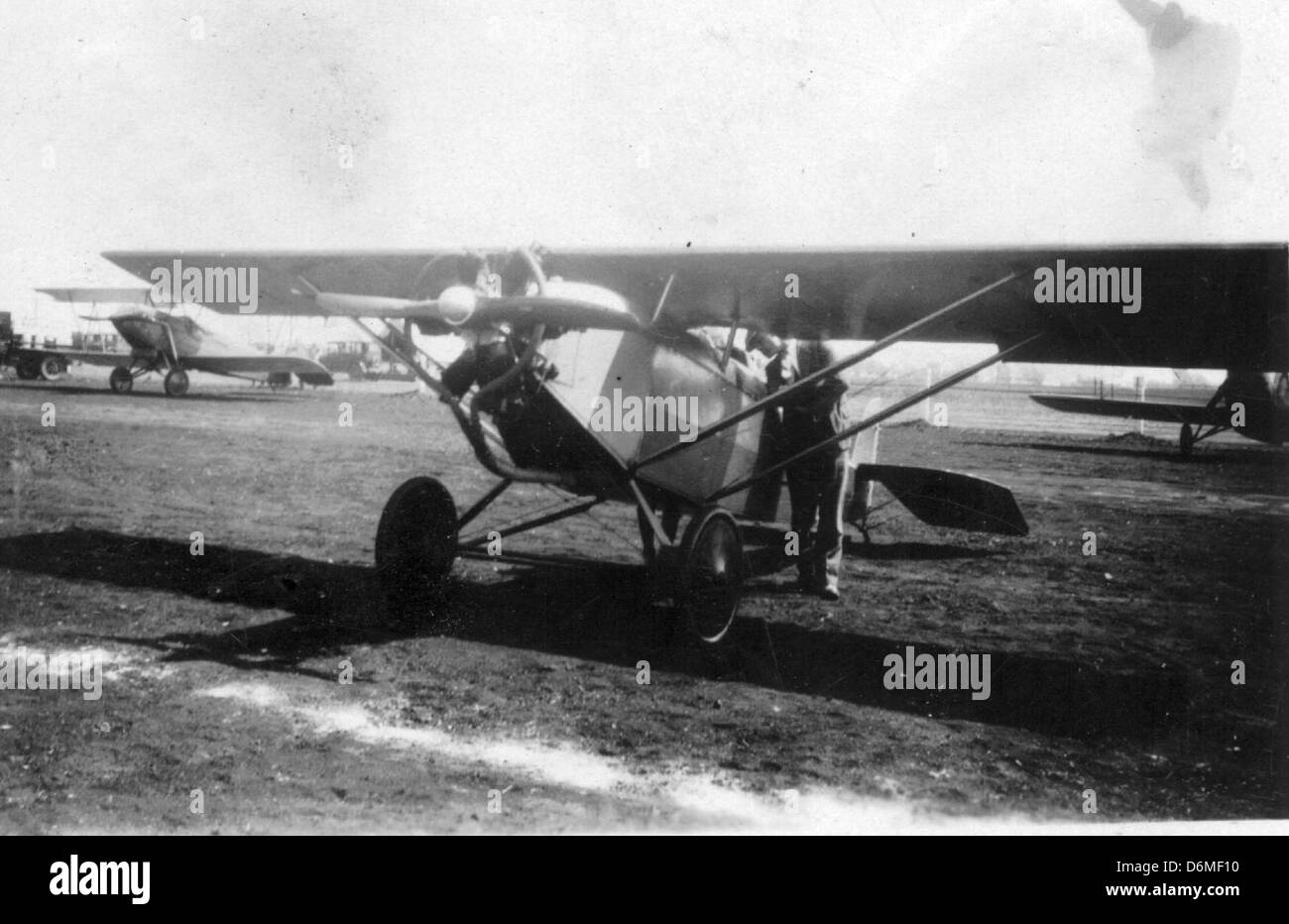 Le prototype Golden Eagle, créé par Robert Mitchell, était un avion expérimental. Le projet fait partie de la collection Robert Mitchell, qui met en valeur les innovations en matière de conception aéronautique et de technologie aérospatiale. Banque D'Images