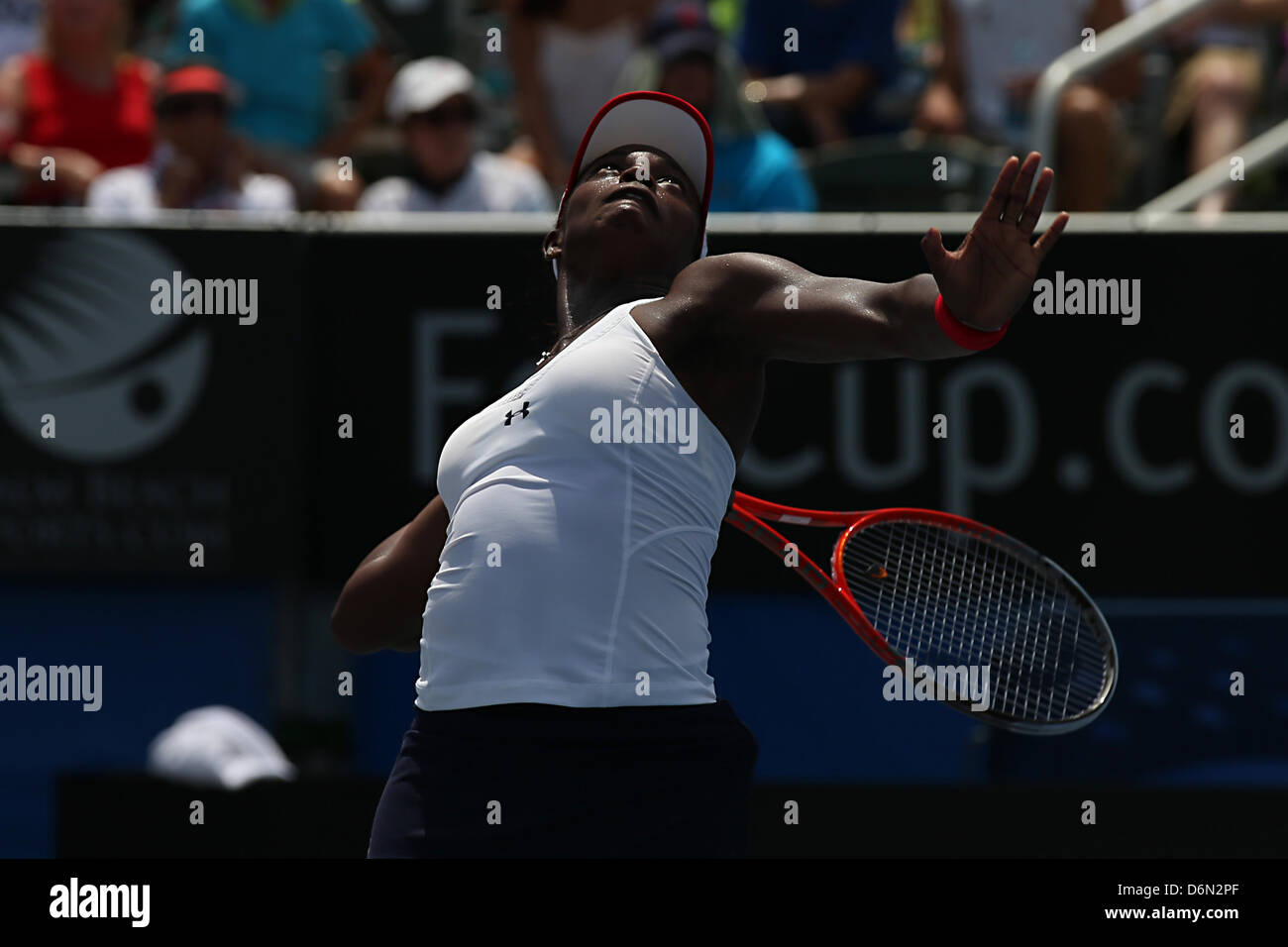 Sloane Stephens de USA en action lors de la Fed Cup contre la Suède à Delray Beach Tennis Center à Delray Beach, en Floride. Banque D'Images