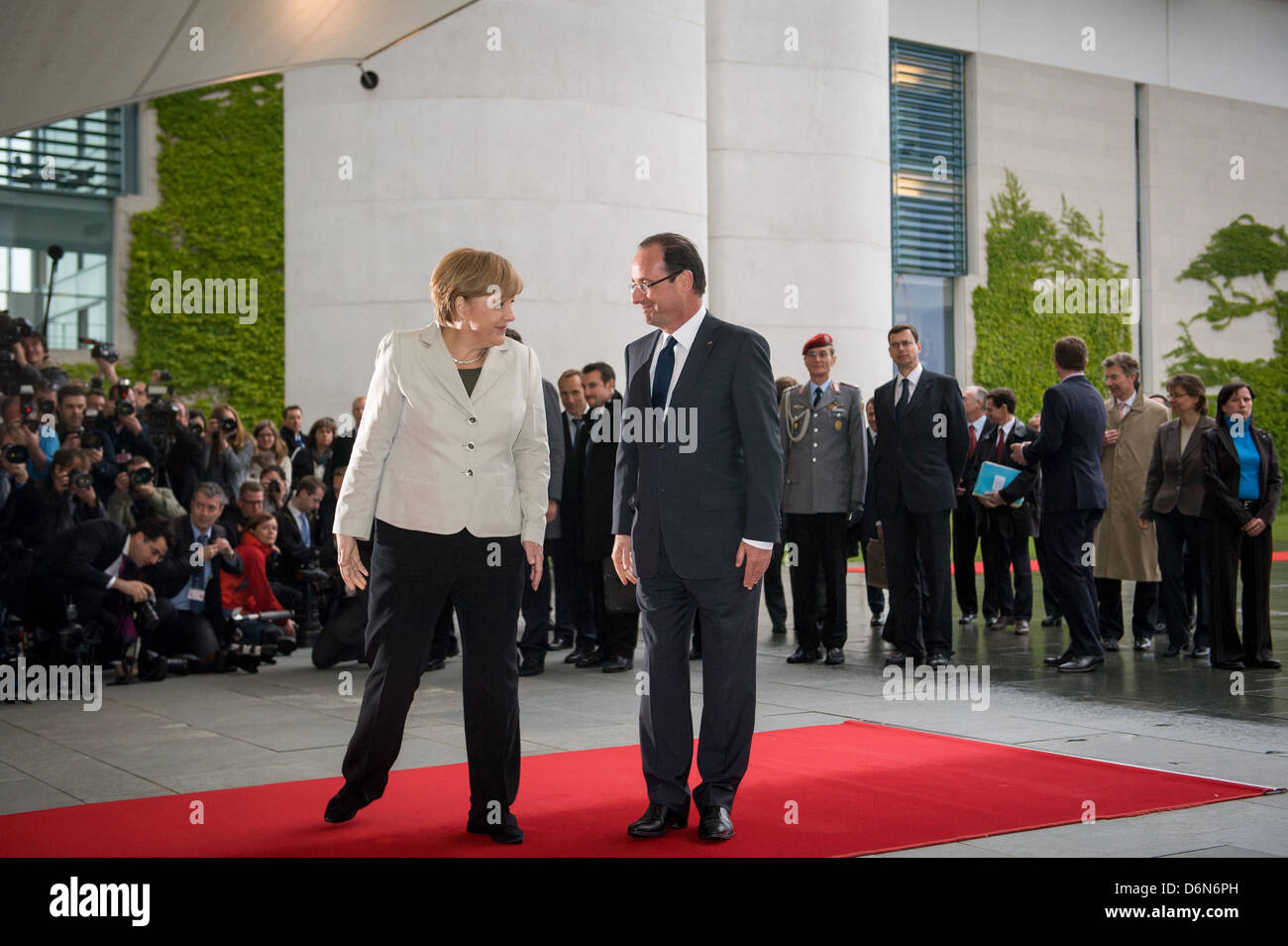 Berlin, Allemagne, la chancelière allemande, Angela Merkel, CDU, et François Hollande, Président de l'Etat de la République française Banque D'Images