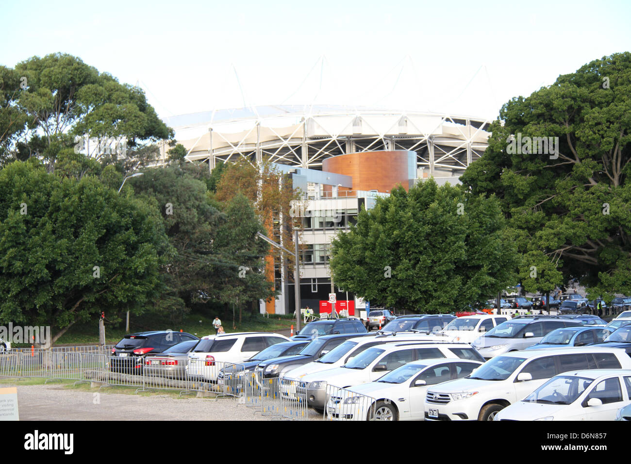 Central Coast Mariners fans jubilaient après avoir remporté la finale de soccer A-League contre Western Sydney Wanderers, les vaincre 2-0 à l'Allianz stadium de Moore Park, Sydney. Credit : Crédit : Richard Milnes / Alamy Live News. Banque D'Images