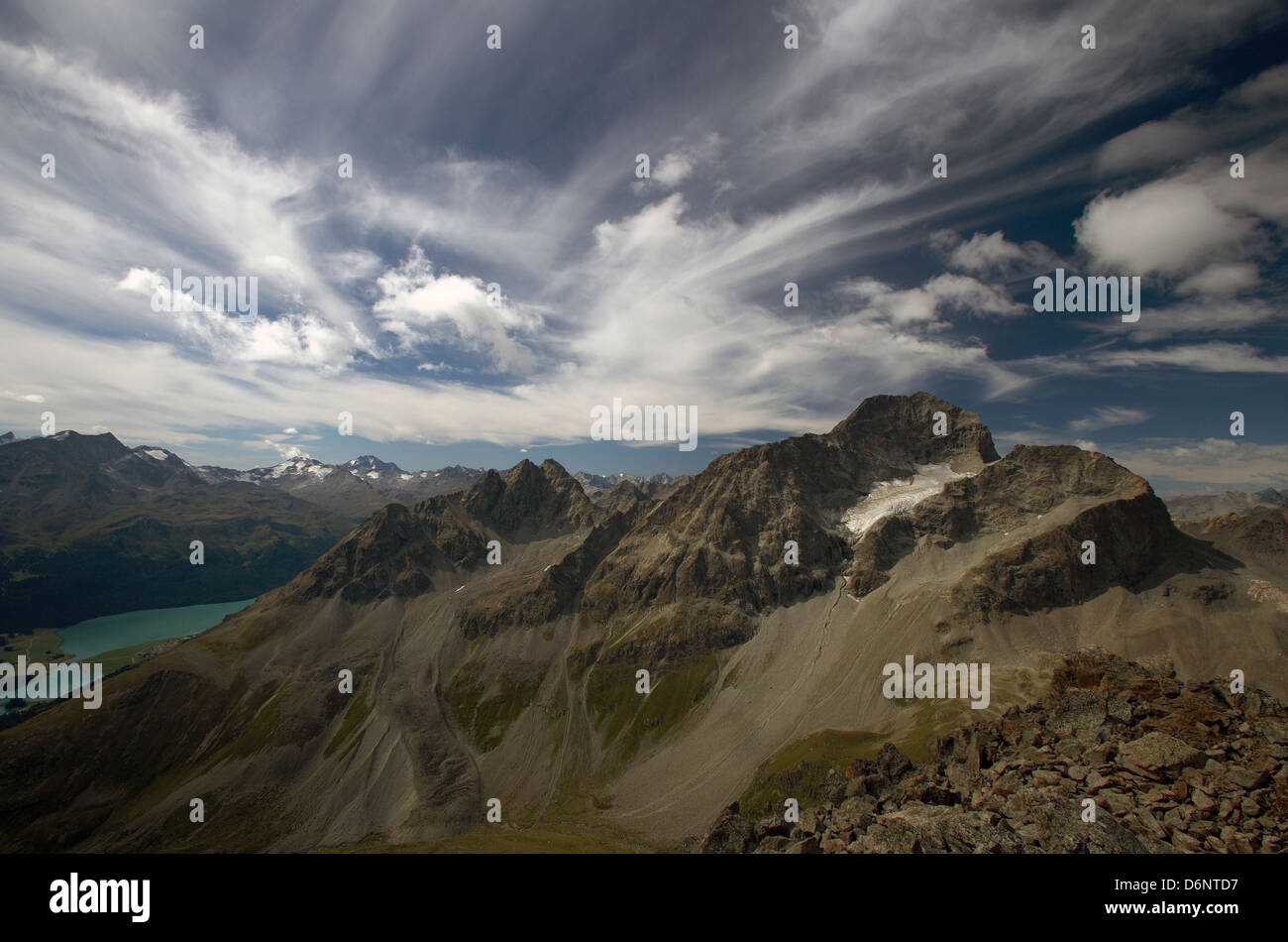 Saint-Moritz, Suisse, vue depuis le sommet du Piz Nair Banque D'Images