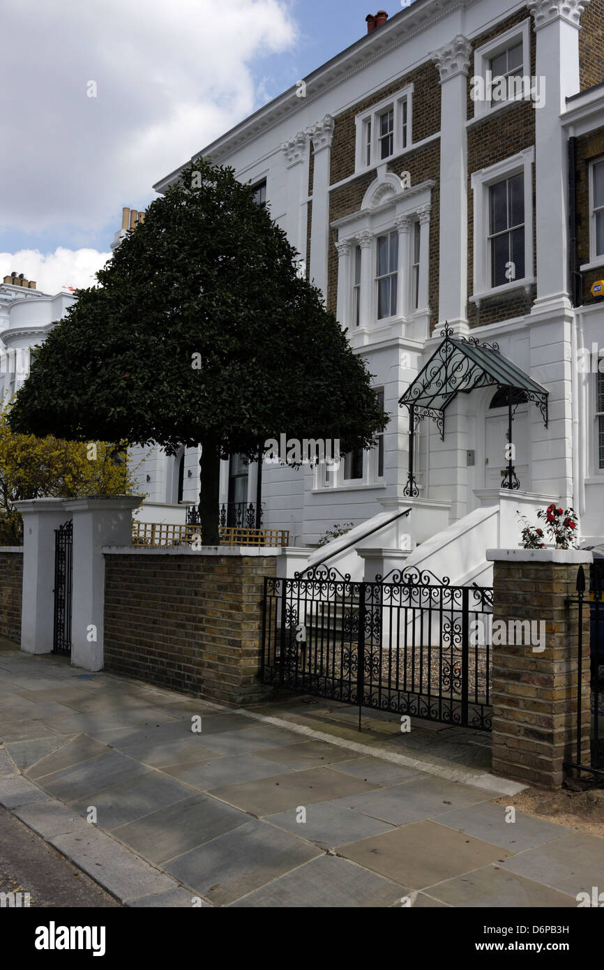 Divers lieux et façades d'un immeuble à Lansdowne Road, Notting Hill. Banque D'Images