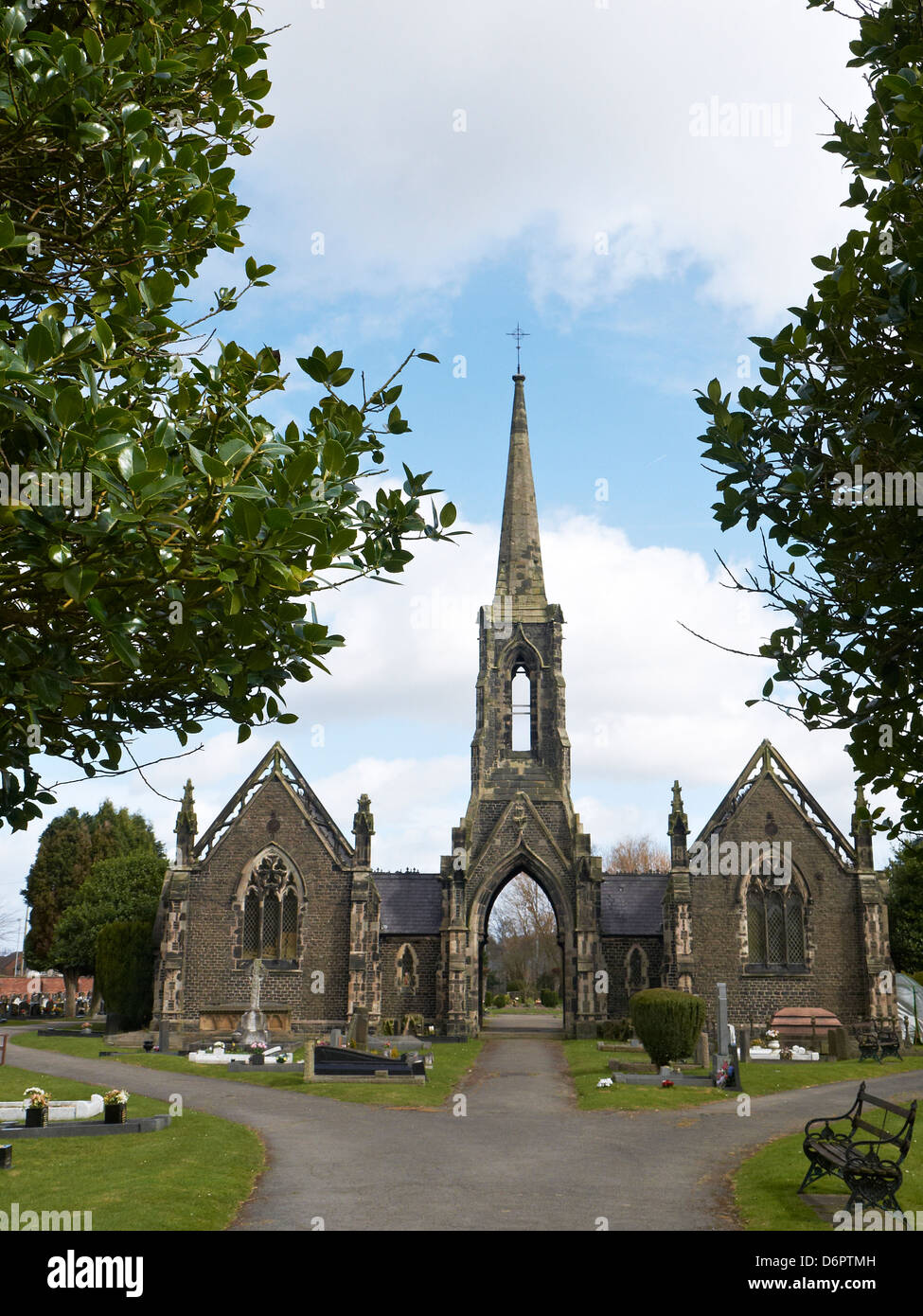 Chapelle de repos dans le cimetière Middlewich Cheshire UK Banque D'Images