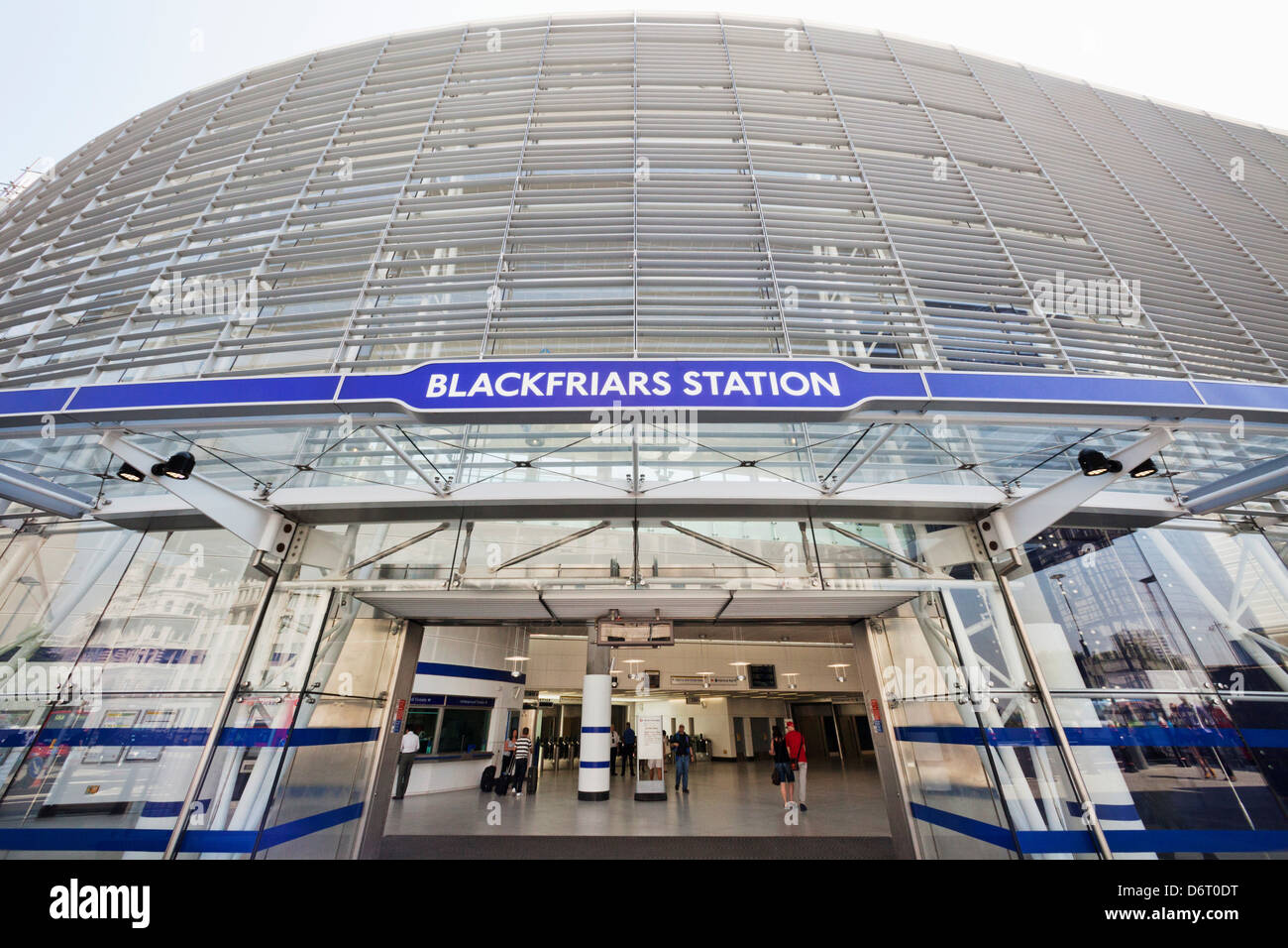 Royaume-uni, Angleterre, Londres, la gare de Blackfriars Banque D'Images