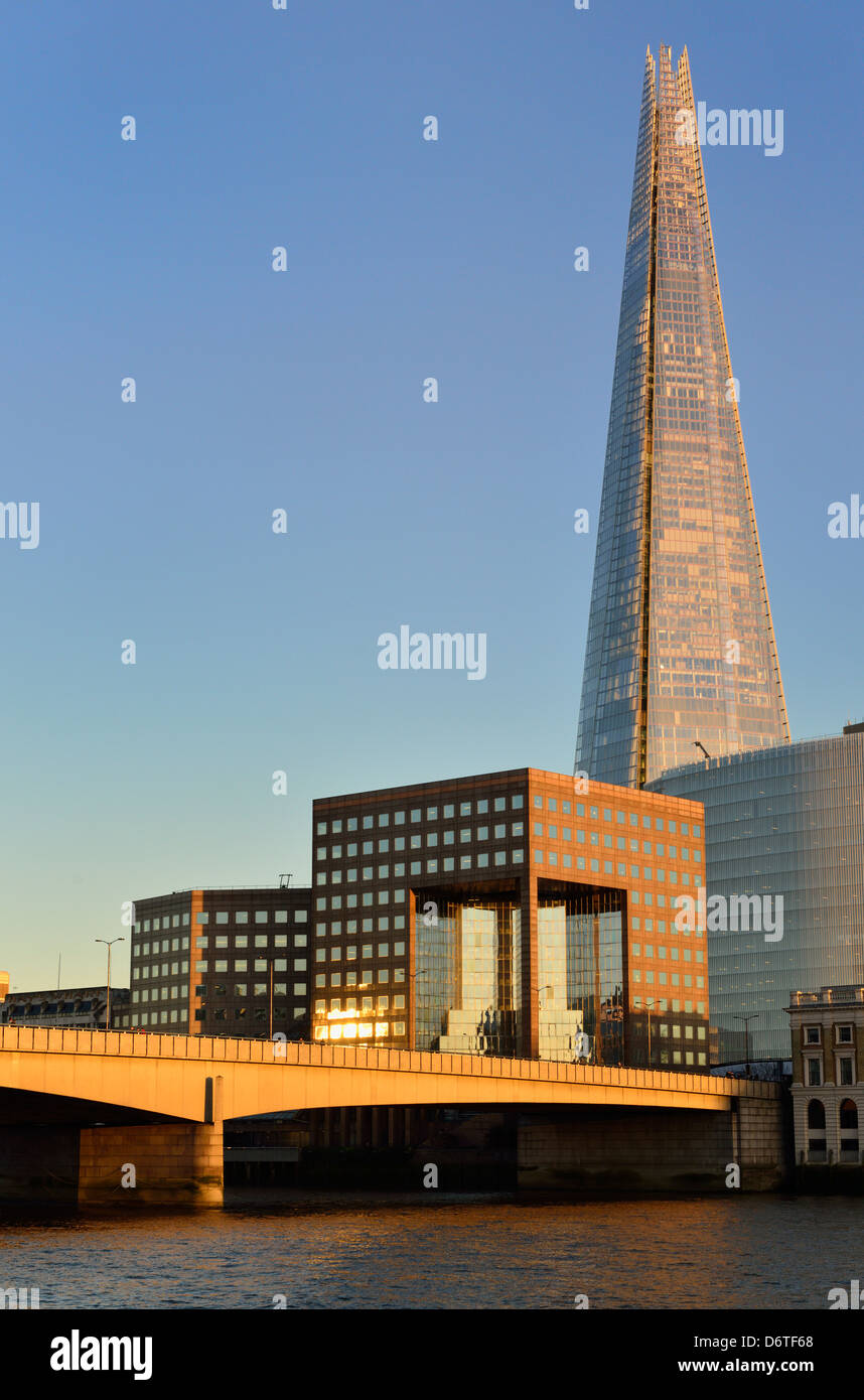 Au crépuscule d'échardes, London Bridge, London, Royaume-Uni Banque D'Images