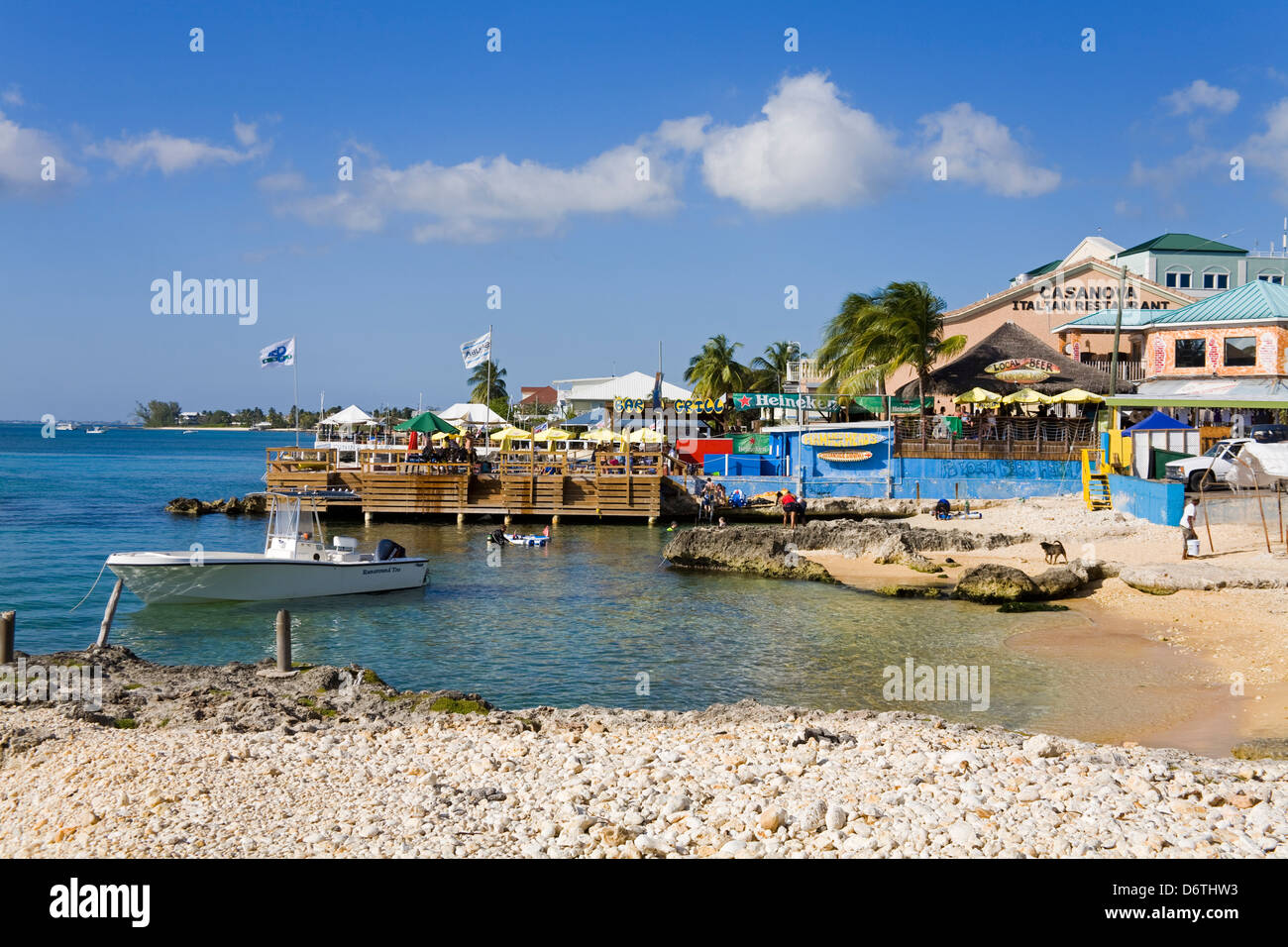 Les coups de Bar & Dive Center, George Town, Grand Cayman, îles Caïmans, Antilles, Caraïbes Banque D'Images