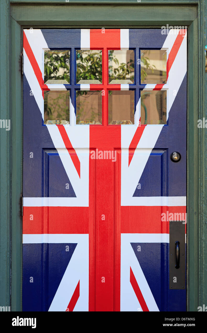 USA, Ohio, Chattanooga, drapeau anglais porte sur Market Street Banque D'Images