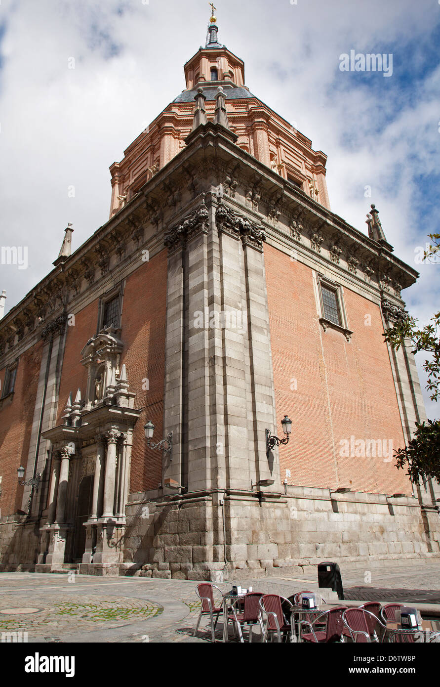 Madrid - Iglesia de San Andrés - San Anderew sud de l'église Banque D'Images