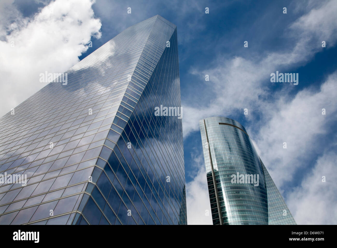 MADRID - 11 mars : Gratte-ciel Torre de cristal par Cesar Pelli & Associates Architects Banque D'Images