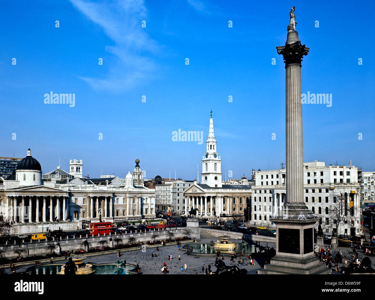 8398. Les années 1970, Trafalgar Square, Londres, Angleterre, Europe Banque D'Images