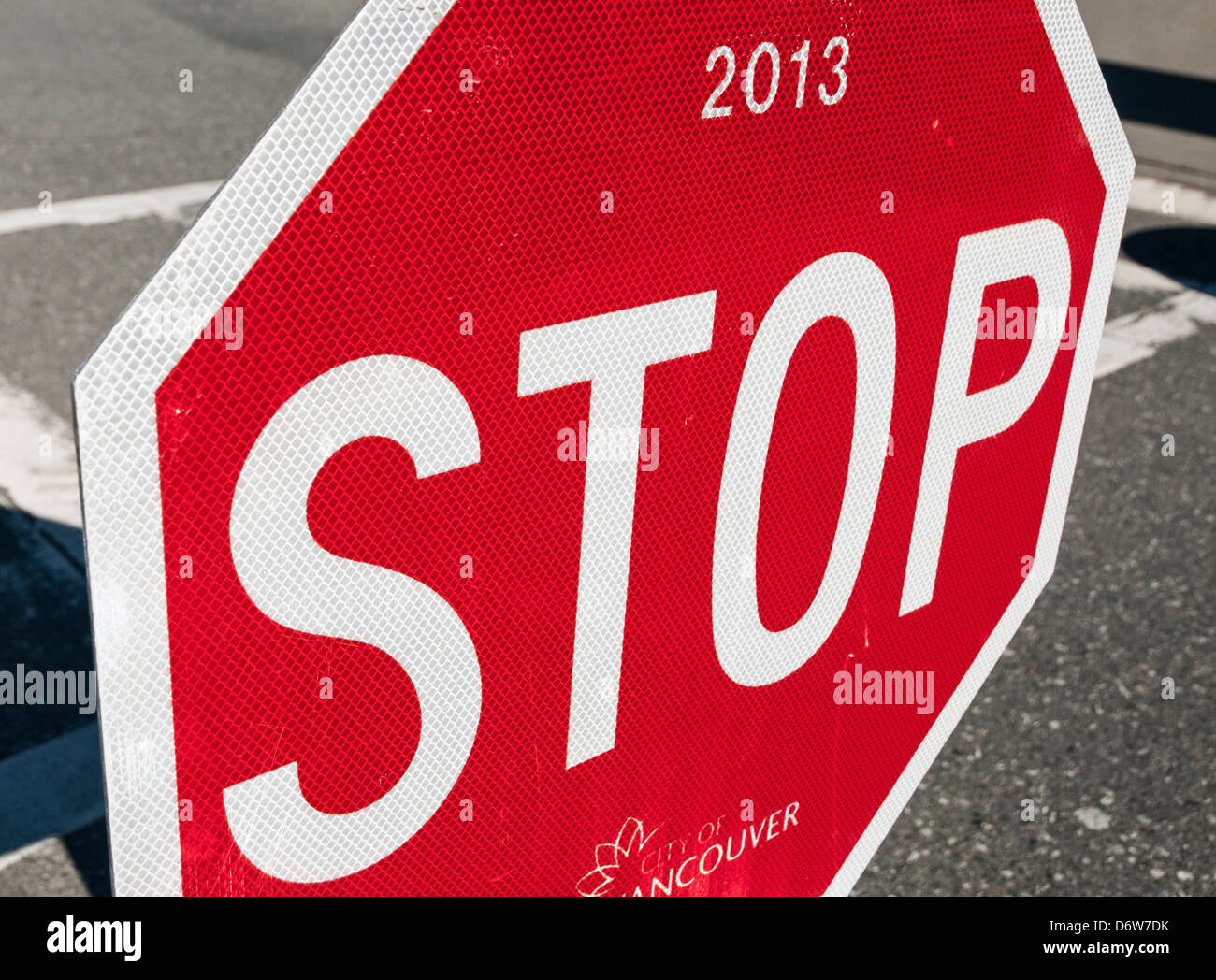 Panneau d'arrêt pour le contrôle de la circulation, Vancouver, Canada Banque D'Images