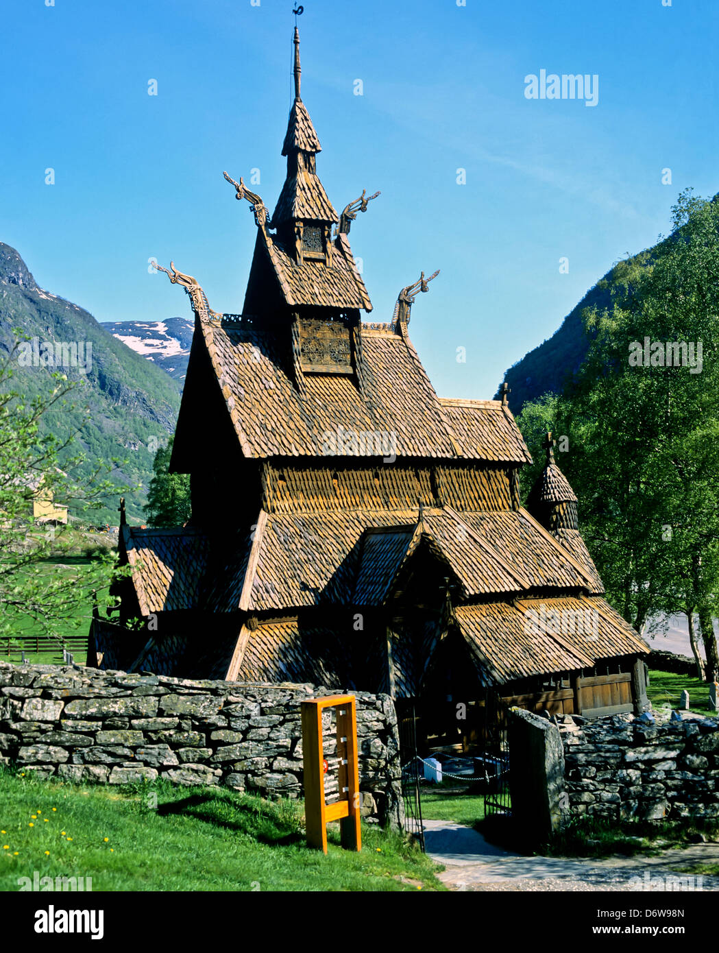 8493. Église Borgund,, Sognefjord, Norvège, Europe Banque D'Images