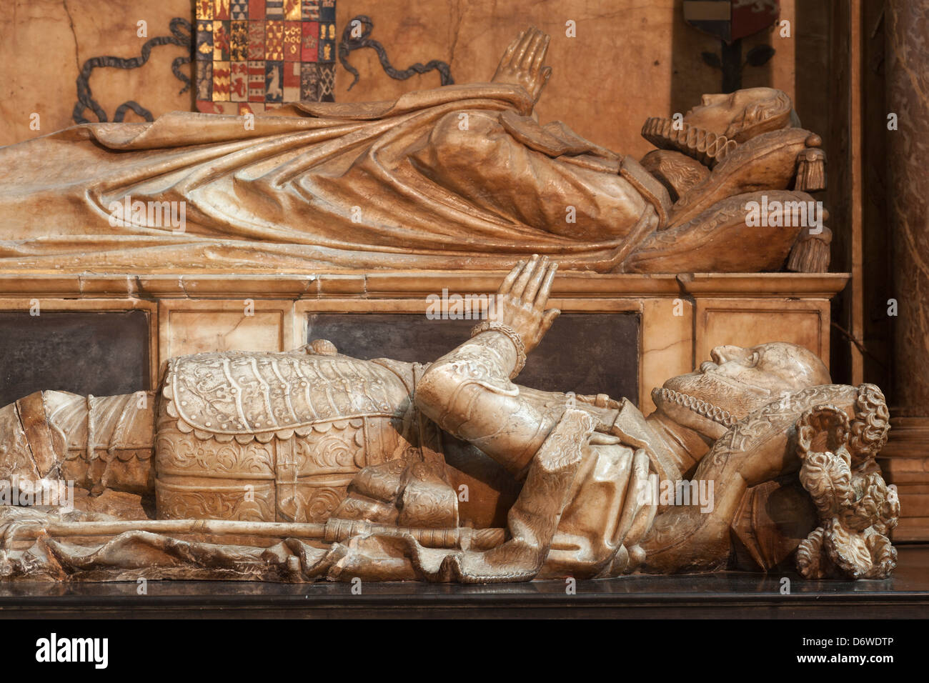 Des effigies de Lady Catherine Grey et Edward Seymour, 1 comte d'Hertford (1539-1621), la cathédrale de Salisbury, Wiltshire, Angleterre Banque D'Images