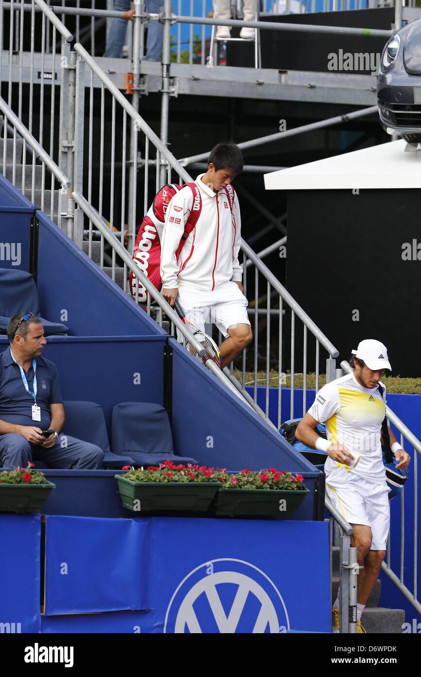 (L-R) Kei Nishikori (JPN), Juan Monaco (ARG), le 22 avril 2013 - Tennis : Kei Nishikiori du Japon et Juan Monaco de Argentino au cours de match de double de l'Open Banc Sabadell Barcelone tournoi de tennis au club de tennis à Barcelone, Espagne, 22 avril 2013. (Photo de bla) Banque D'Images