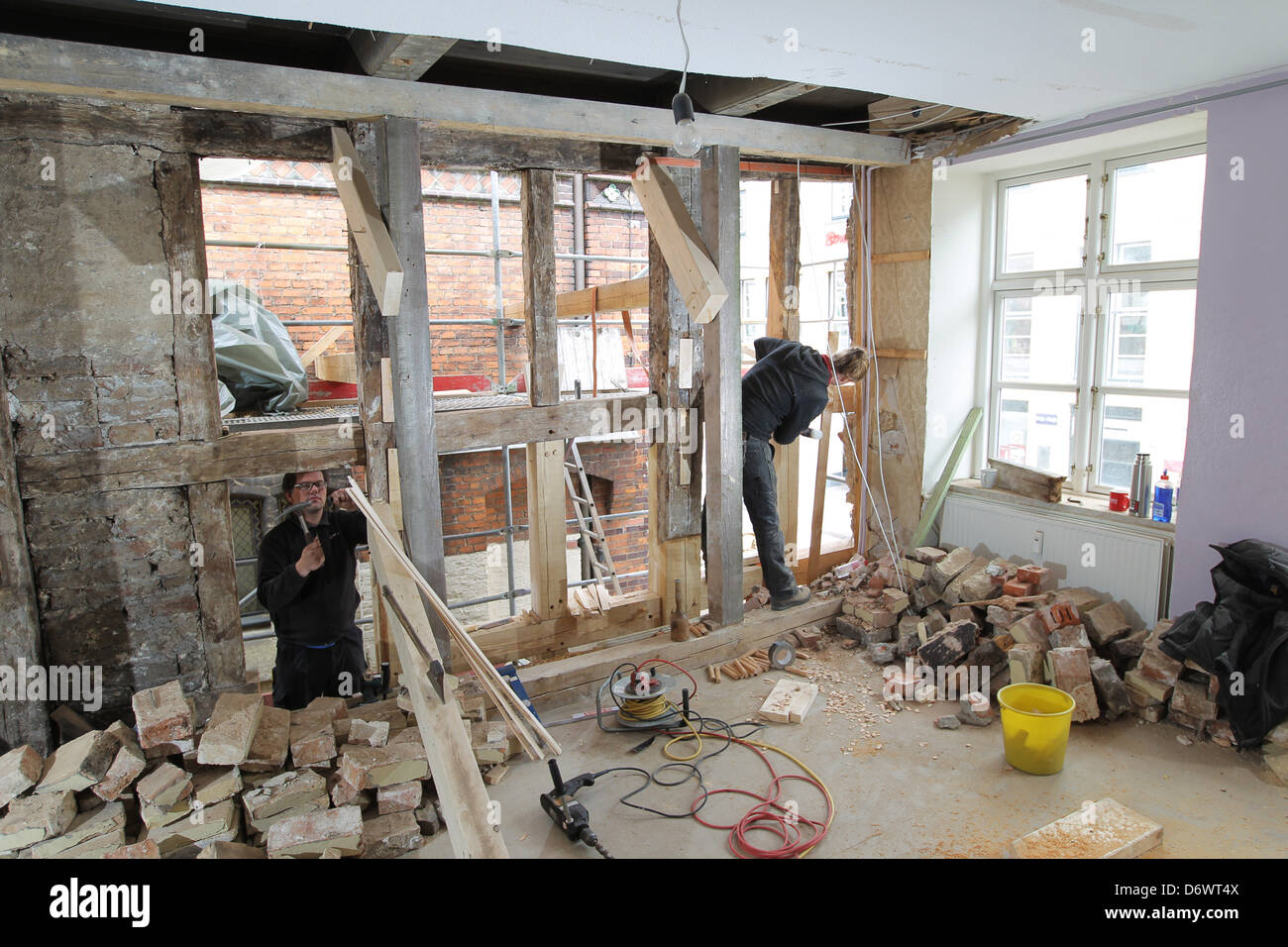 Flensburg, Allemagne, éponge la rénovation d'une vieille maison à pans de bois de la ville de Flensburg Banque D'Images