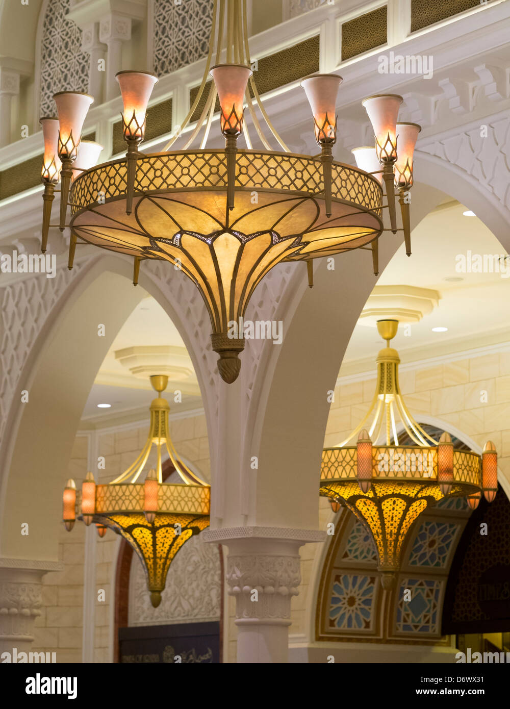 À partir de détails Le Souk à l'intérieur du centre commercial de Dubaï en Émirats Arabes Unis ÉMIRATS ARABES UNIS Banque D'Images