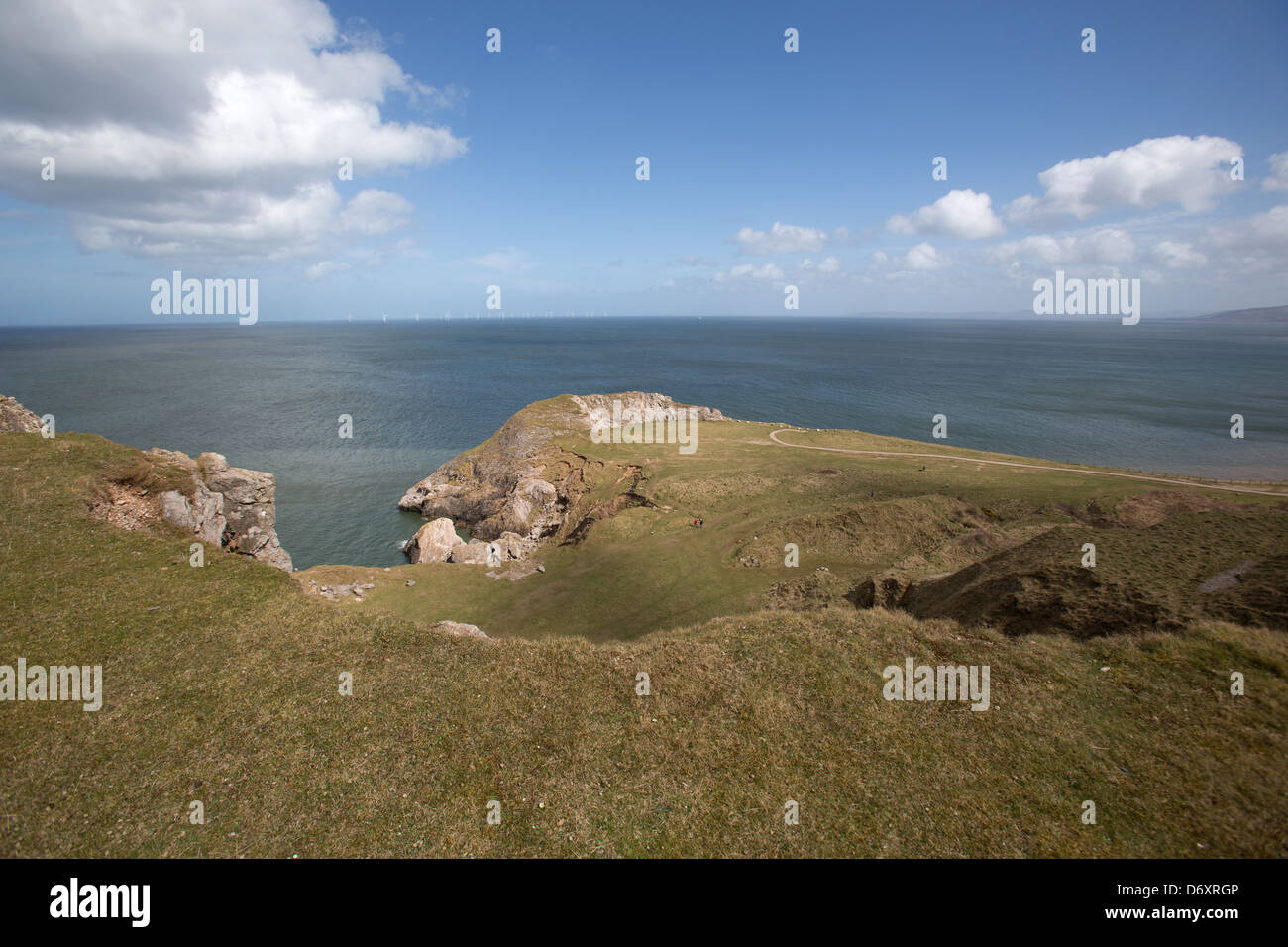 Le sentier du littoral du pays de Galles dans le Nord du Pays de Galles. La côte est de Little Orme, surplombant la baie et Ange Chwarel Carrière. Banque D'Images