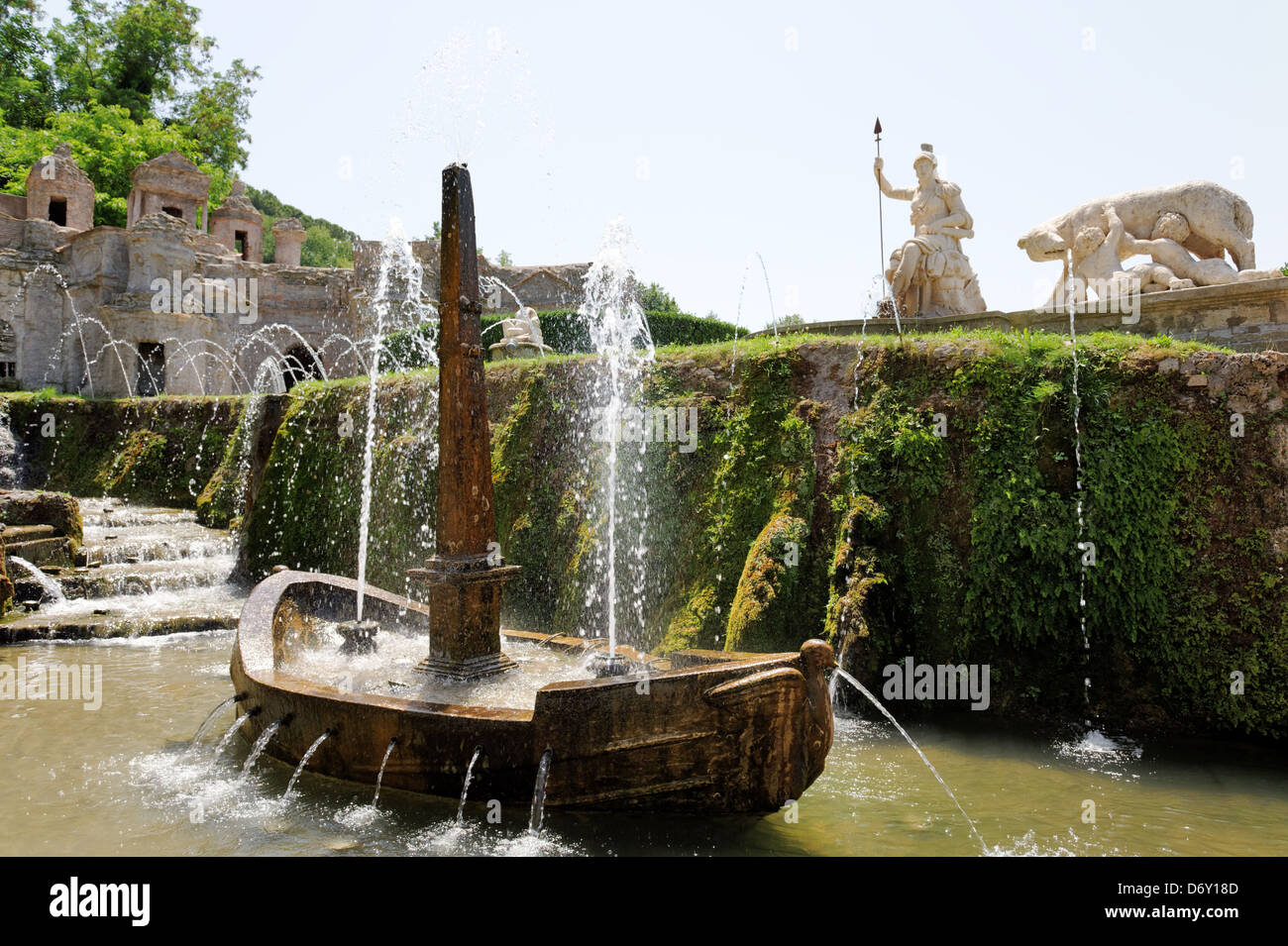 Villa d'Este. Tivoli. L'Italie. La partie Vue de l'élaboration Fontaine de Rometta conçu par Pirro Ligorio et exécuté par Curzio Mac Banque D'Images