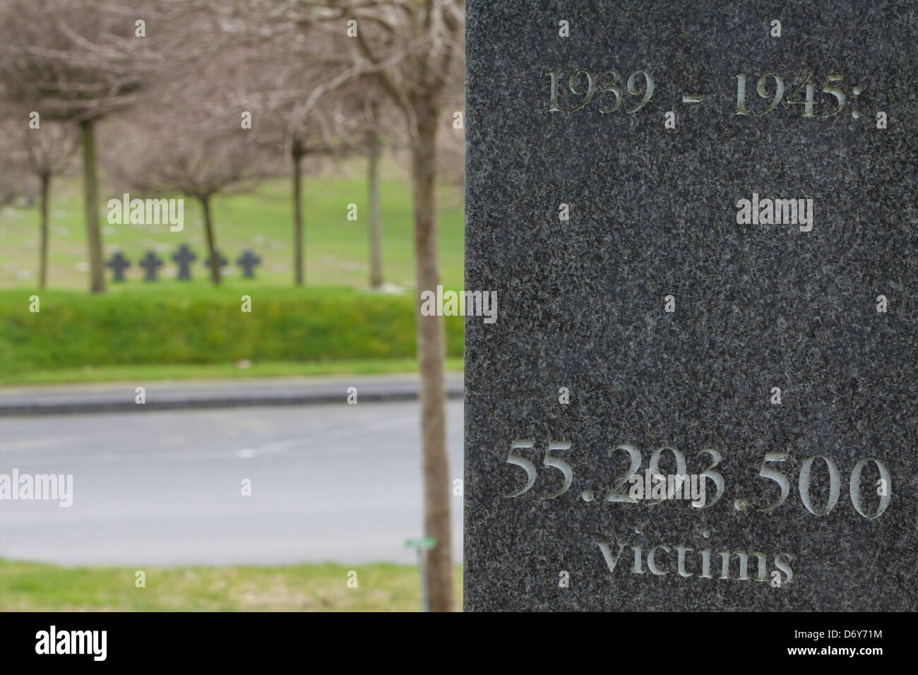 La Cambe, cimetière allemand en Normandie, tombes et memorial Banque D'Images