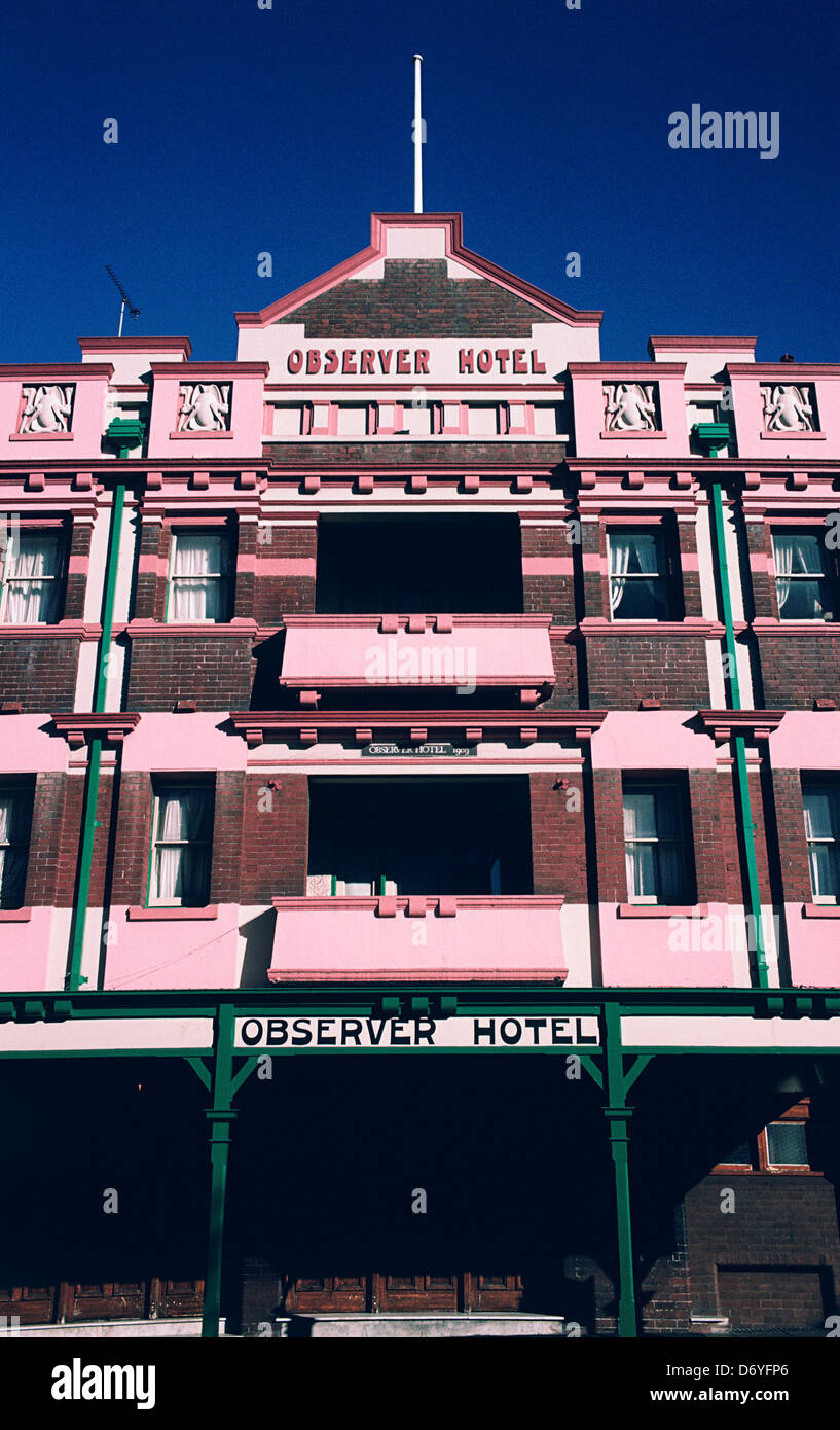 Low angle view of a hotel, hôtel Observateur, Sydney, New South Wales, Australia Banque D'Images