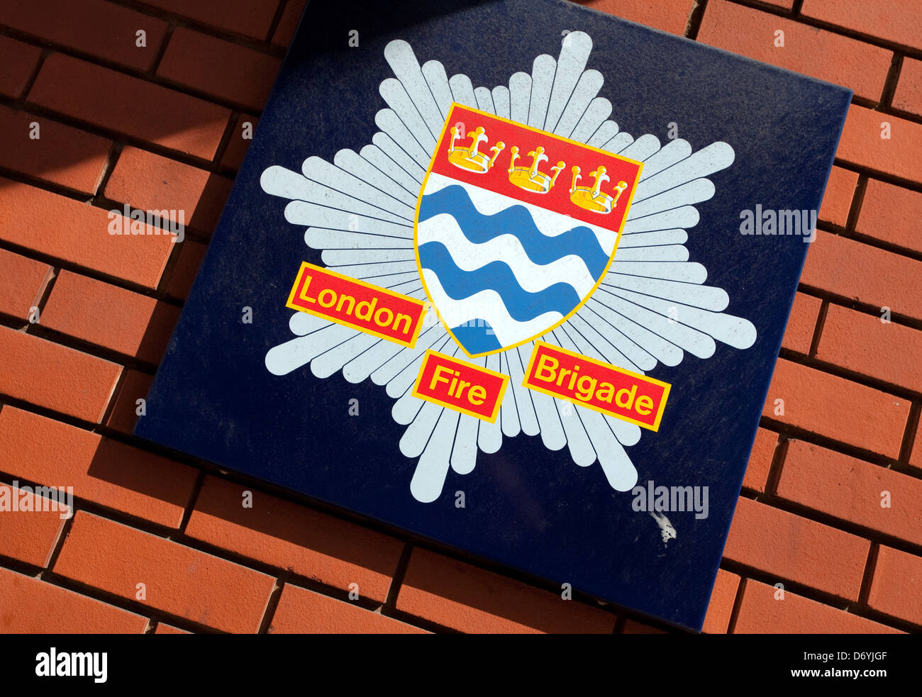 London Fire Brigade cimier sur fire station, London Banque D'Images