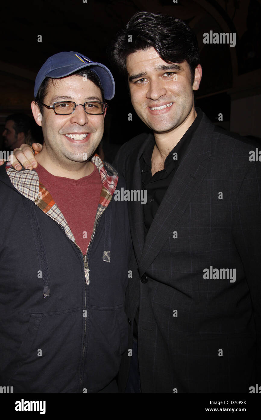 Steve Rosen et Ben Crawford soirée de clôture après partie pour le rappel ! La production de 'Merrily nous rouler le long' qui s'est tenue à la Banque D'Images