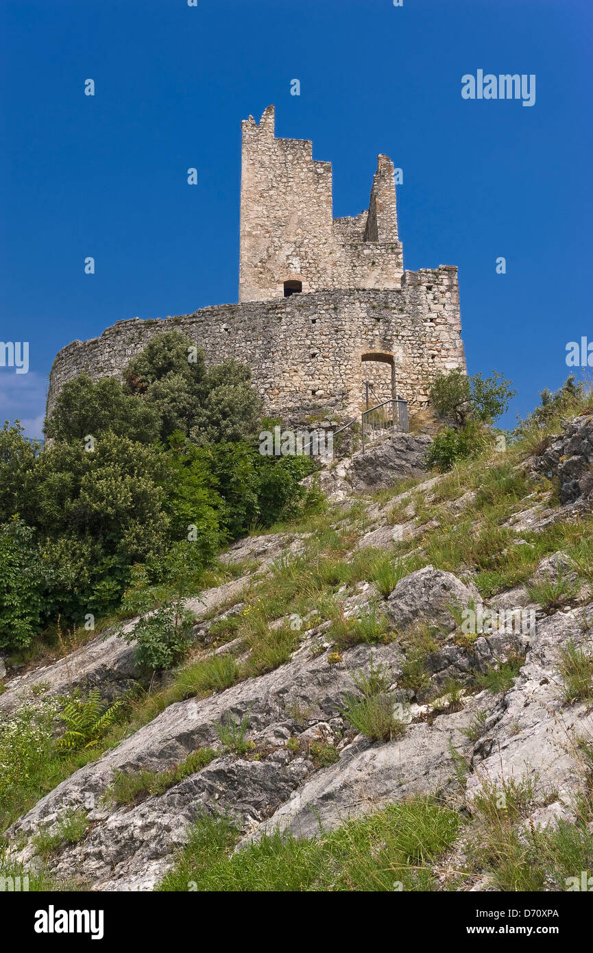 Europe Italie Trentin-Haut-Adige Arco le château tour Renghera Banque D'Images