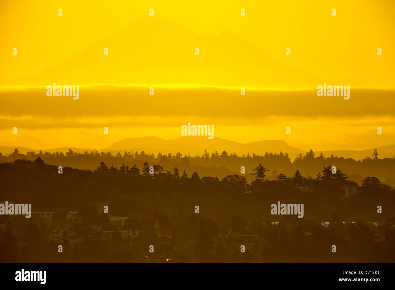 Le Canada, l'île de Vancouver, le mont Baker au lever du soleil vu de Victoria Banque D'Images