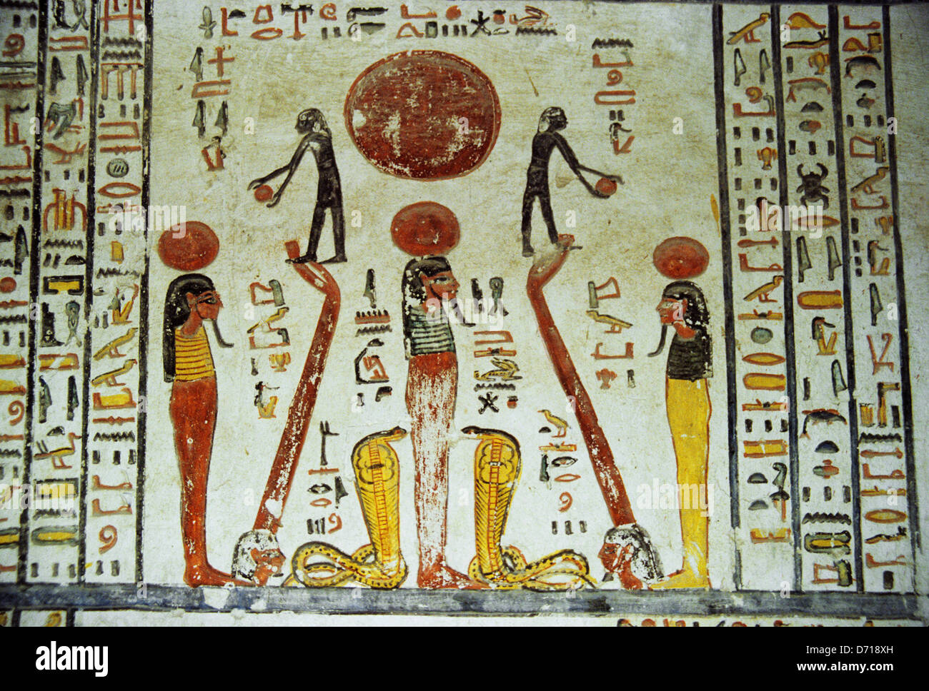 L'Égypte, près de Louxor, Vallée des Rois, de l'intérieur des fresques de la tombe de Ramsès VI L'Égypte, près de Louxor, Vallée des Rois, de l'intérieur des fresques de la tombe de Ramsès VI