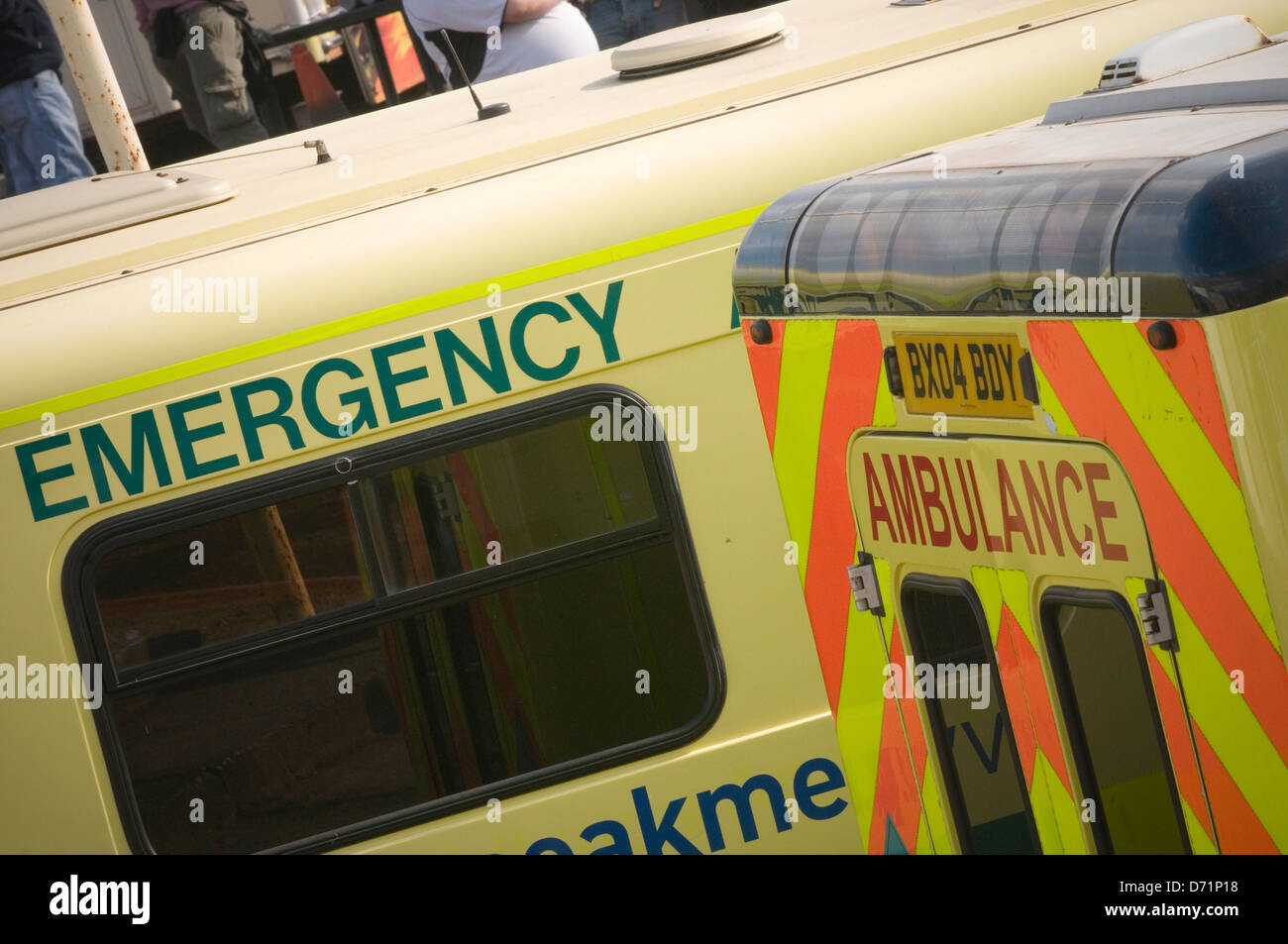 Centre d'affaires centres d'urgences a et e service médical de l'hôpital local privé les ambulanciers paramédicaux de première intervention Banque D'Images