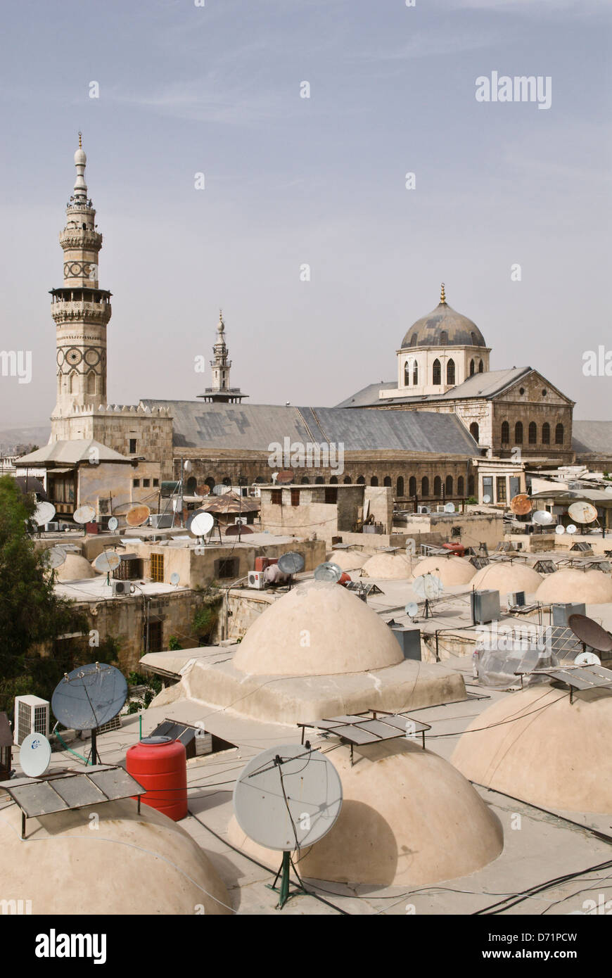 Damas, Syrie. Vue sur les toits de la coupole le souk Al-Hamadiye marché couvert à la Grande Mosquée des Omeyyades. Banque D'Images