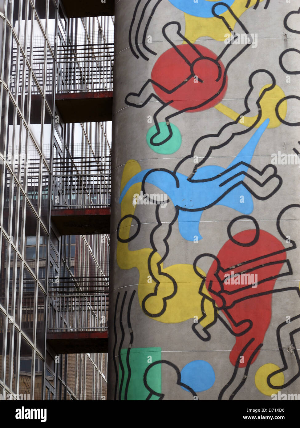 Keith Haring fresco, Neker-Enfants Malades Hospital,Université de Paris,France,premier hôpital pédiatrique dans le monde Banque D'Images