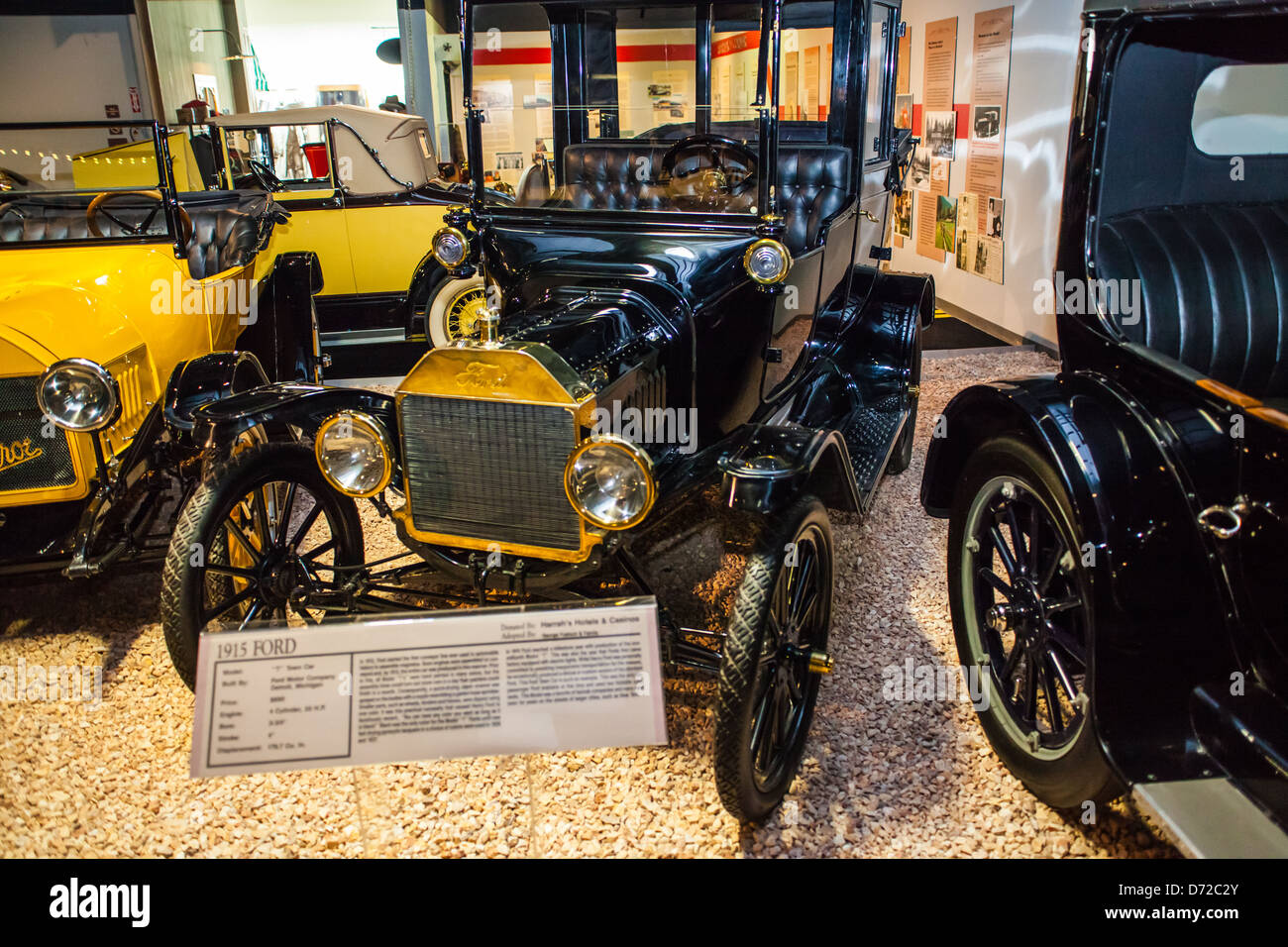 1915 Ford Model T Berline de la Tin Lizzy au Musée national de l'automobile à Reno au Nevada Banque D'Images