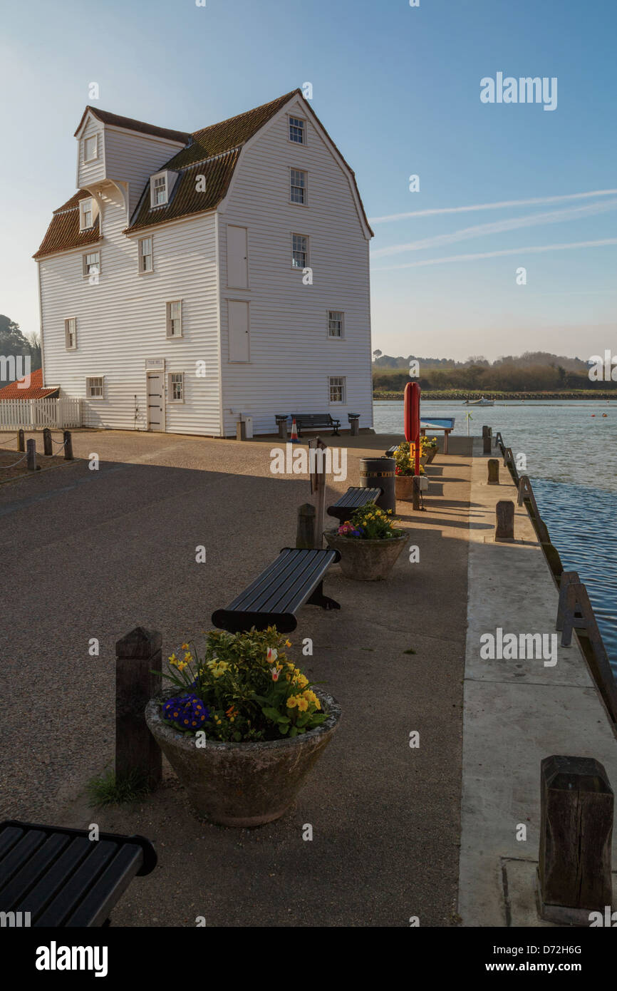 Le moulin à marée sur la rivière Deben, Woodbridge, Suffolk. Banque D'Images