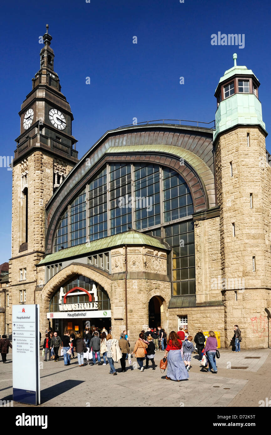 La gare centrale de Hambourg, Allemagne, Europe Banque D'Images