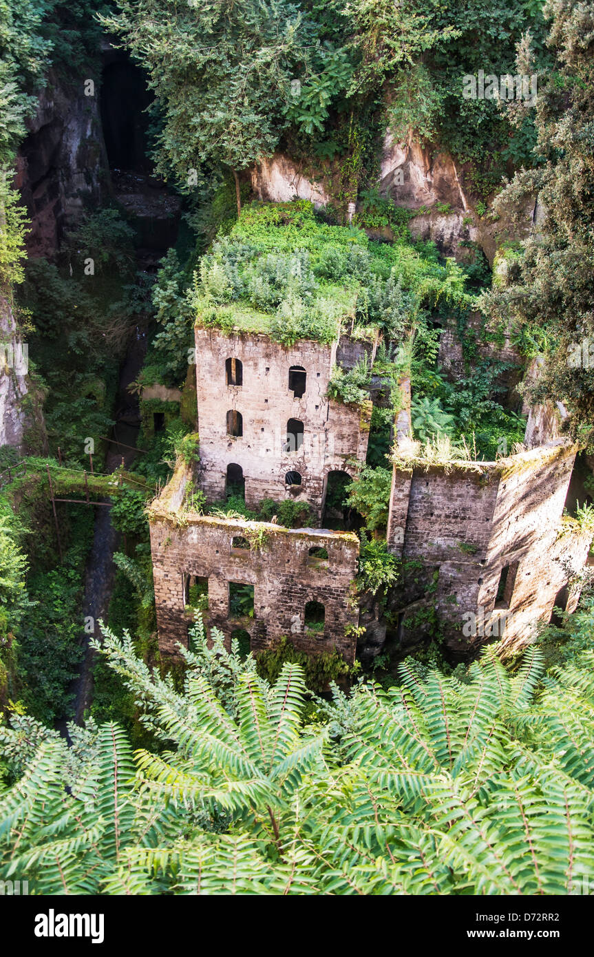 Vue de l'ancienne vallée des moulins, à Sorrento, Italie Banque D'Images